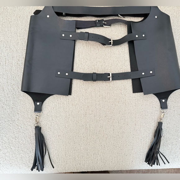 Black Faux Leather Harness Belt - Picture 2 of 4